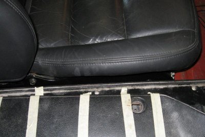 seat w-cover in car.jpg