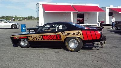 70 Duster P-S Mopar Missile.jpg