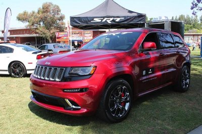 2013 Grand Cherokee SRT8 6.1-ltr. Hemi.jpg