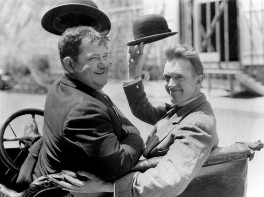 Laurel and Hardy 2d.jpg