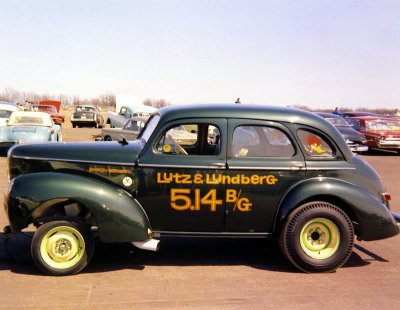 39 Willys Sedan gasser B-G.jpg