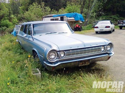 mopp_1102_04_+1964_dodge_330_station_wagon+_front_view.jpg