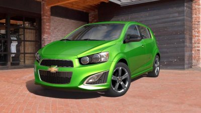 2014-chevy-sonic.jpg