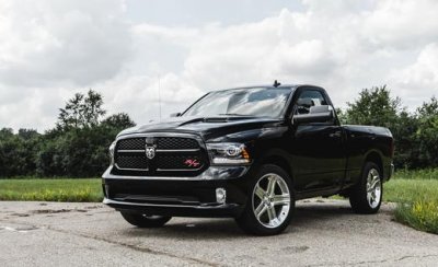 2015-ram-1500-r-t-photo-628955-s-520x318.jpg