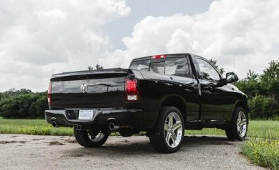 2015-ram-1500-r-t-photo-628957-s-520x318.jpg