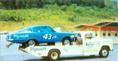 65 Barracuda Hemi Super Stock Petty's drag car #43jr #11.jpg