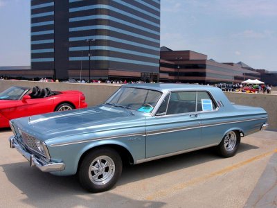 1963-Plymouth-Sport-Fury-2-Door-Hardtop-with-Custom-Wheels-Light-Blue-fvl-_2006-WW_WD-DCTC_-CL.jpg