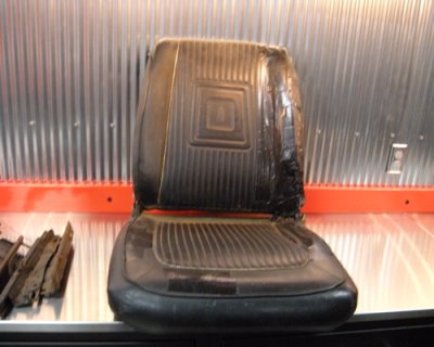 bucket seats1559.jpg