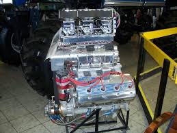 Engine 604ci Ford Alan Rot Hemi 8-71 blown with 3 Predator carbs.jpg