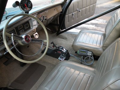 INTERIOR 65 HEMI BELVEDERE 015.JPG