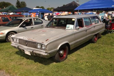 02-2015-carlisle-chrysler-nationals-1967-dodge-coronet.jpg