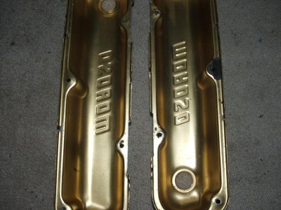 gold valve covers 002.jpg