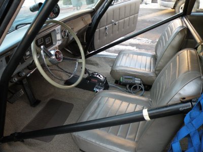 INTERIOR 65 HEMI BELVEDERE 014.JPG