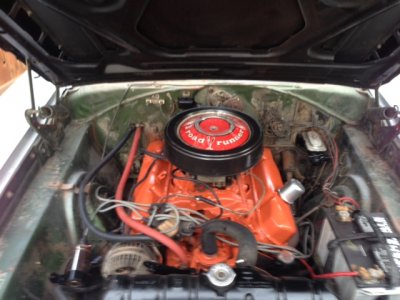 1969 Roadrunner 277574  engine.JPG