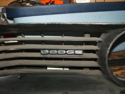 72 charger grille 009.jpg