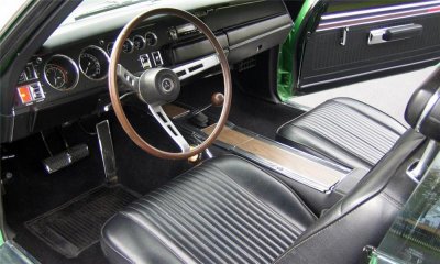 69 Super Bee Bucket seat 4 peed console interior rally dash.jpg