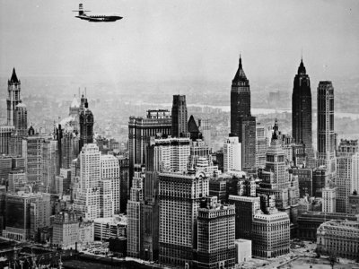 jetliner over new york.jpg