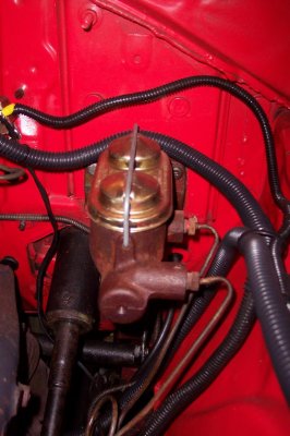 Master break cylinder.jpg