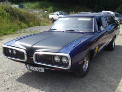 1970 coronet wagon