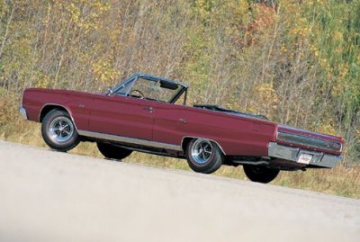 p148537_large+1967_Dodge_RT_Convertible+Rear_Drivers_Side_View.jpg