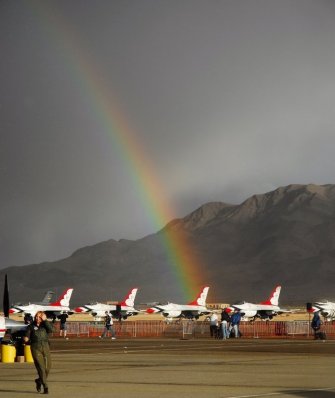 NELLIS AFB  T BIRDS  RAINBOW01.JPG