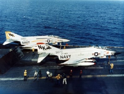 F-4J_Phantoms_on_USS_Constellation_1969.jpg