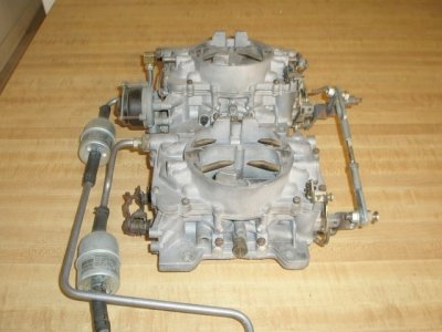 Street Hemi Manifolds & Carbs 001 (Copy) (Small).JPG