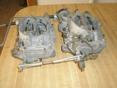 Street Hemi Manifolds & Carbs 003 (Copy) (Small).JPG