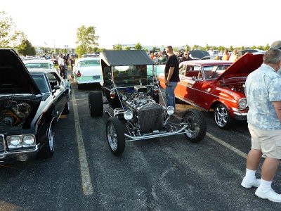 gus's car show 009d.jpg