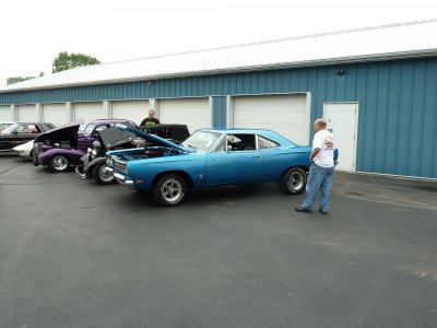 Borchardt's fathers day car show 014L.jpg