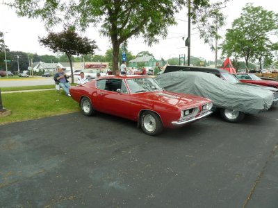 Borchardt's fathers day car show 020P.jpg