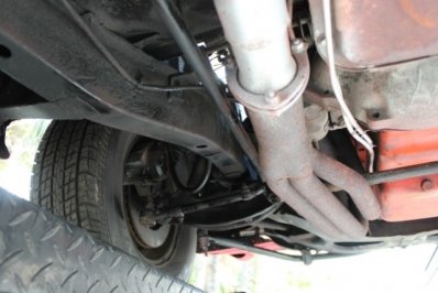 Charger Left Front Suspension & Header.jpg