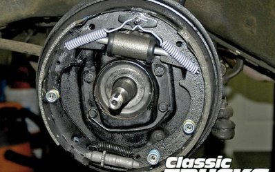 0911clt_10_z-bendix_drum_brake-system.jpg