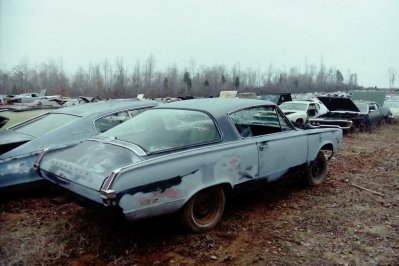 junkyard barracuda.jpg