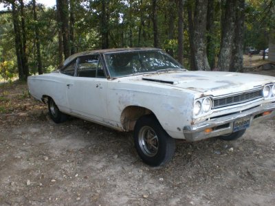 1968 Road Runner.jpg