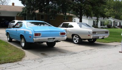 Both cars 019.jpg