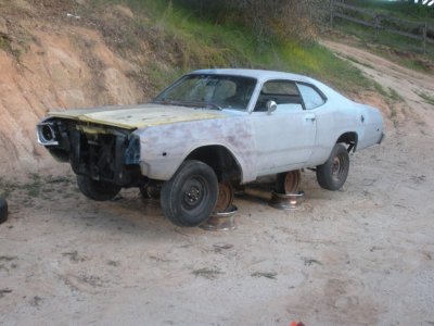 75 Duster A.JPG