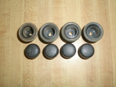 Radio Knobs 001 (Small).JPG