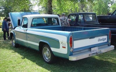 70 D-100 Sweptline Pick up Dodge Dude edition #4a.jpg