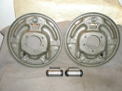 Drum Brake Backing Plates 007 (Small).JPG