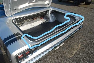 Inkedmopp_090108_10z-1968_dodge_coronet_r_t_convertible-trunk_LI.jpg