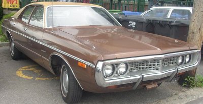 800px-Dodge_Coronet_Custom_Sedan_(Cruisin'_At_The_Boardwalk_'10).jpg