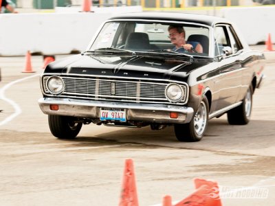 0904phr_19_z+second_peak_chicagoland_nationals+1966_ford_falcon.jpg