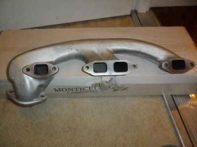 mopar exhaust manifold 383 001.jpg