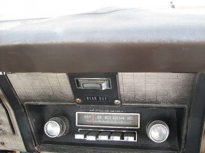 1965PlymouthSat_radio.jpg