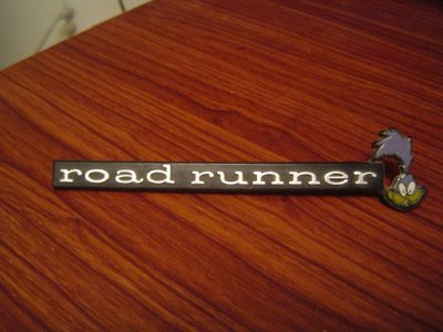 roadrunner dash emblem.jpg