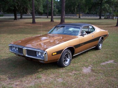 74 Charger Rallye 440 magnum Aztec Gold.jpg