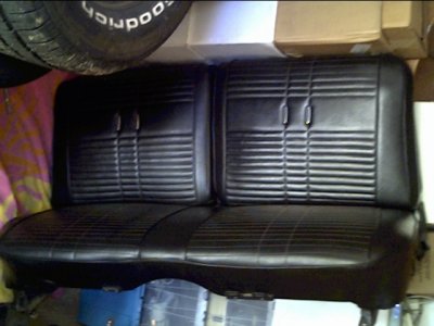 68 RR BLK Decor Bench Seat #1 Jul11_64.JPG