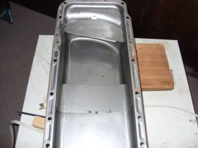 OIL PAN    68 RADIO 009.JPG