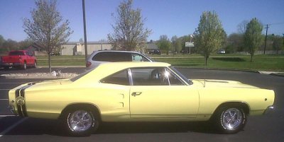 68 Super Bee with Cragers rlsbee FBBO.jpg